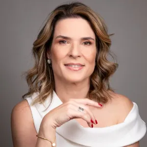 Dra. Daniela Busato